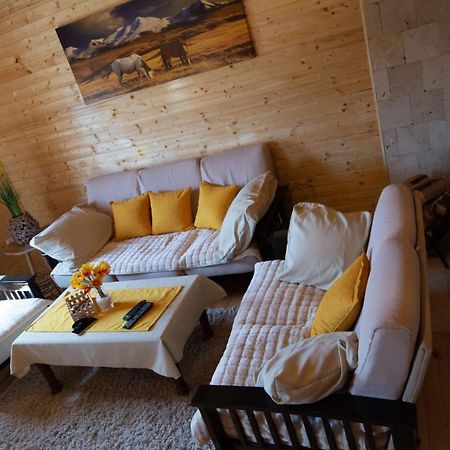 House Negro Zabljak المظهر الخارجي الصورة
