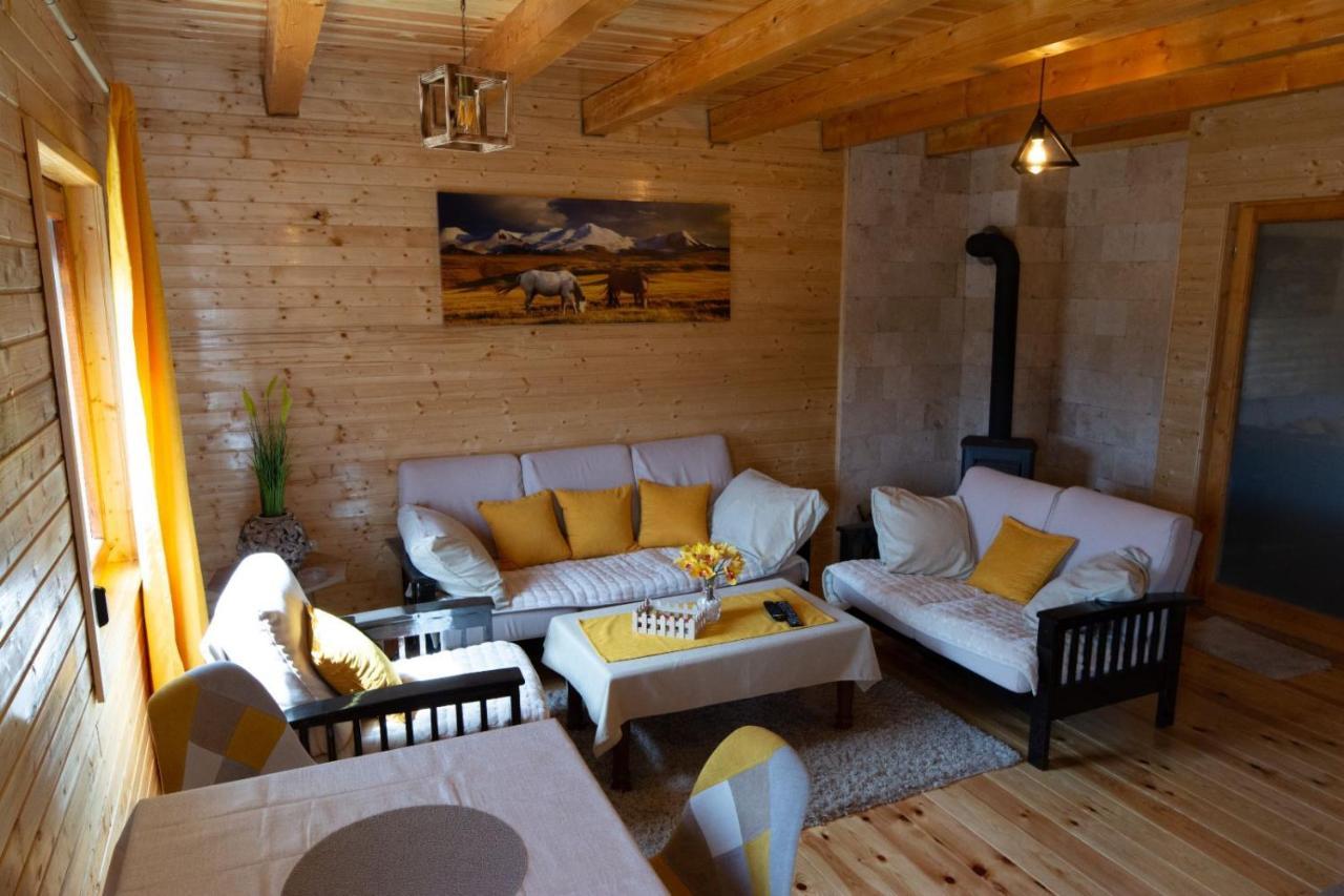 House Negro Zabljak المظهر الخارجي الصورة